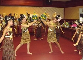 Students from Juthamas Beauty School perform the traditional Isaan dance ‘Bai Sri Suu Khwan’ for the wrist-binding with white string ceremony.